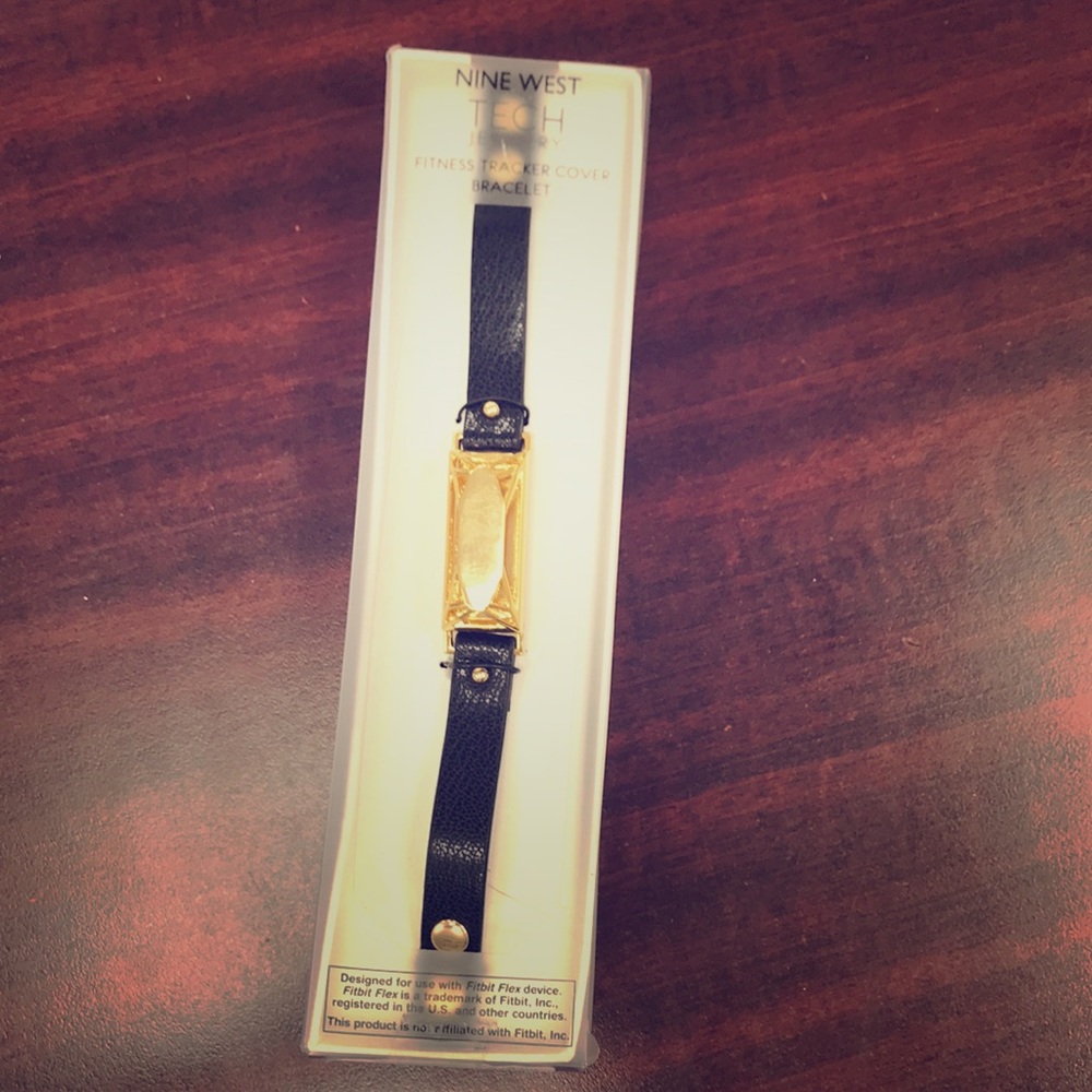 Nine West Fitness tracker cover